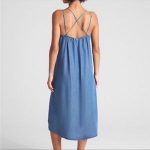 GAP blue chambray strappy midi dress